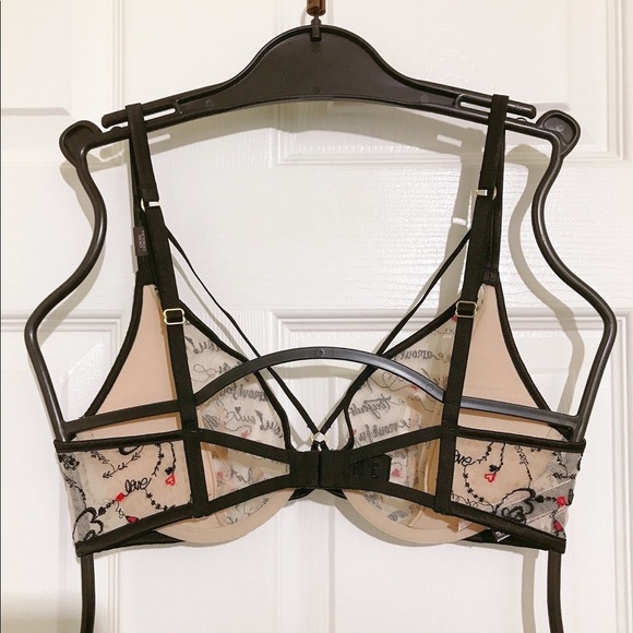 💖Victoria Secret Very Sexy Unlined Plunge - Picture 3 of 5